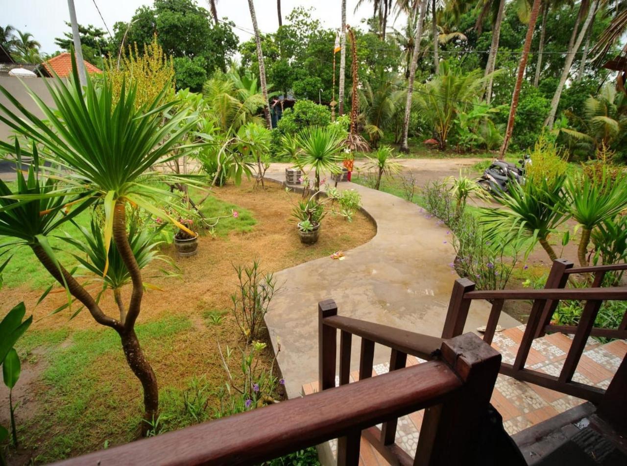 Titi Hostel Lembongan Zewnętrze zdjęcie