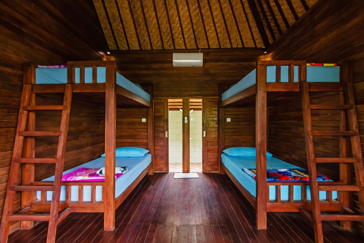 Titi Hostel Lembongan Zewnętrze zdjęcie