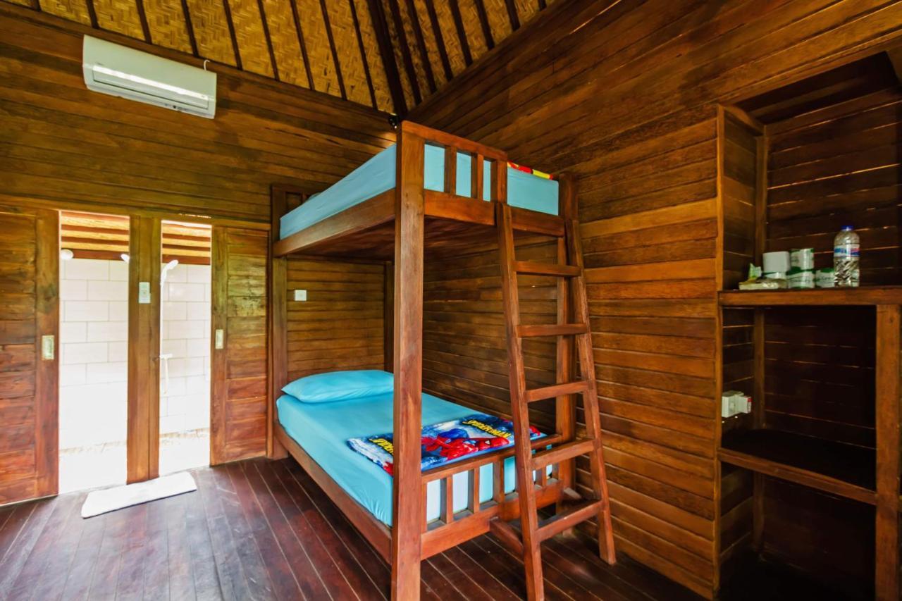 Titi Hostel Lembongan Zewnętrze zdjęcie
