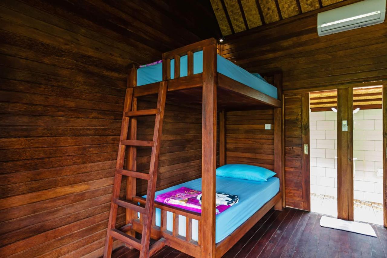 Titi Hostel Lembongan Zewnętrze zdjęcie