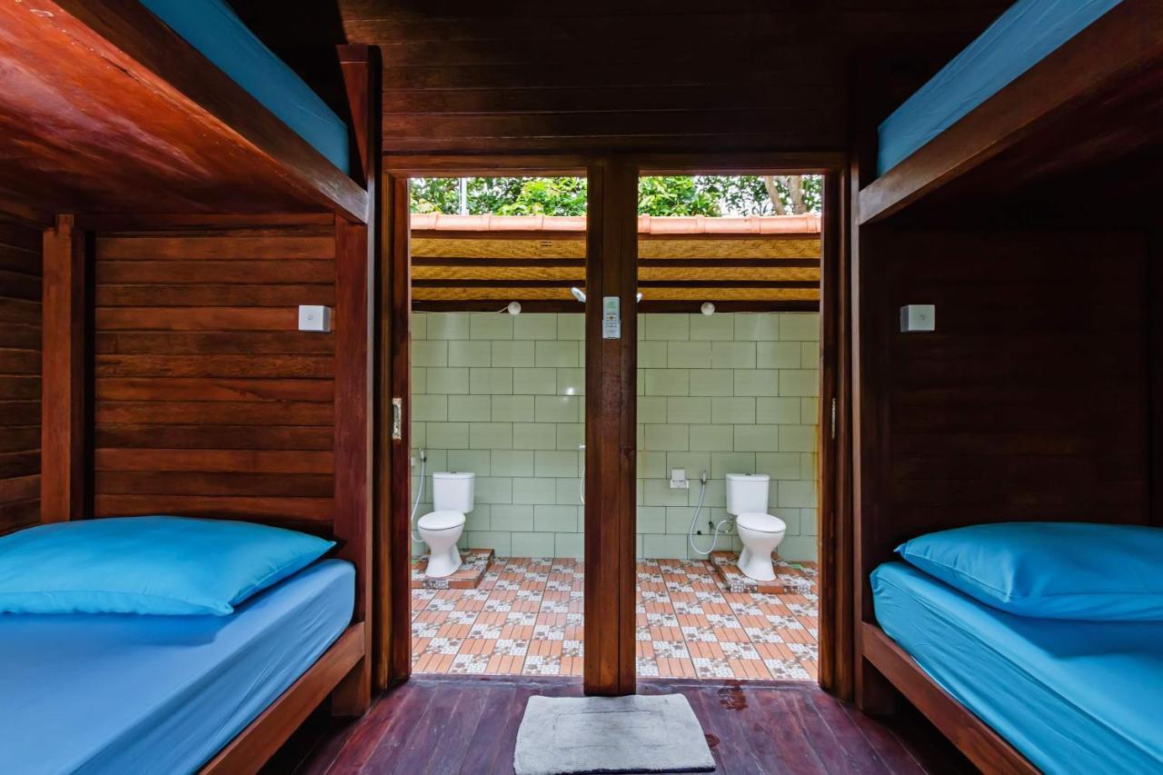 Titi Hostel Lembongan Zewnętrze zdjęcie