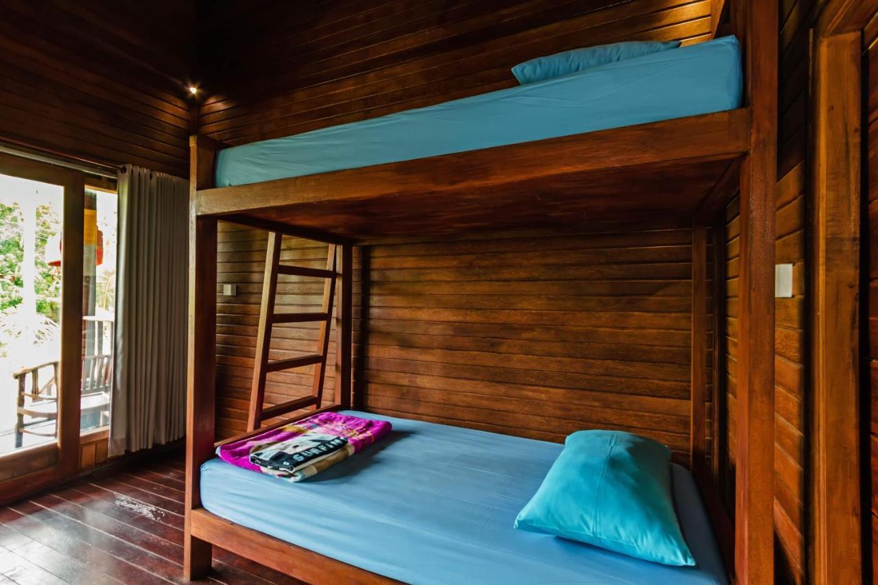 Titi Hostel Lembongan Zewnętrze zdjęcie